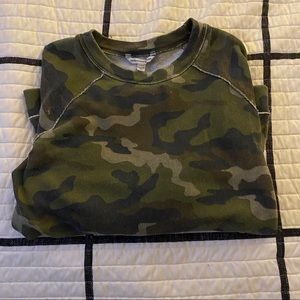 American eagle thin crew neck